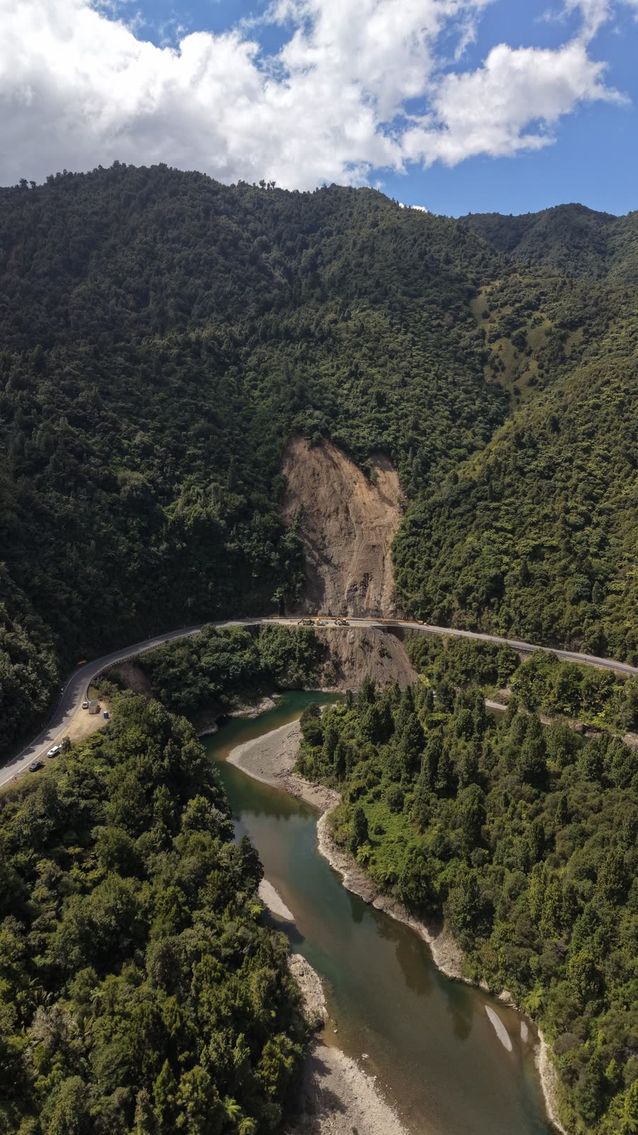 The Goldsmith slip above the road in the Waioweka Gorge